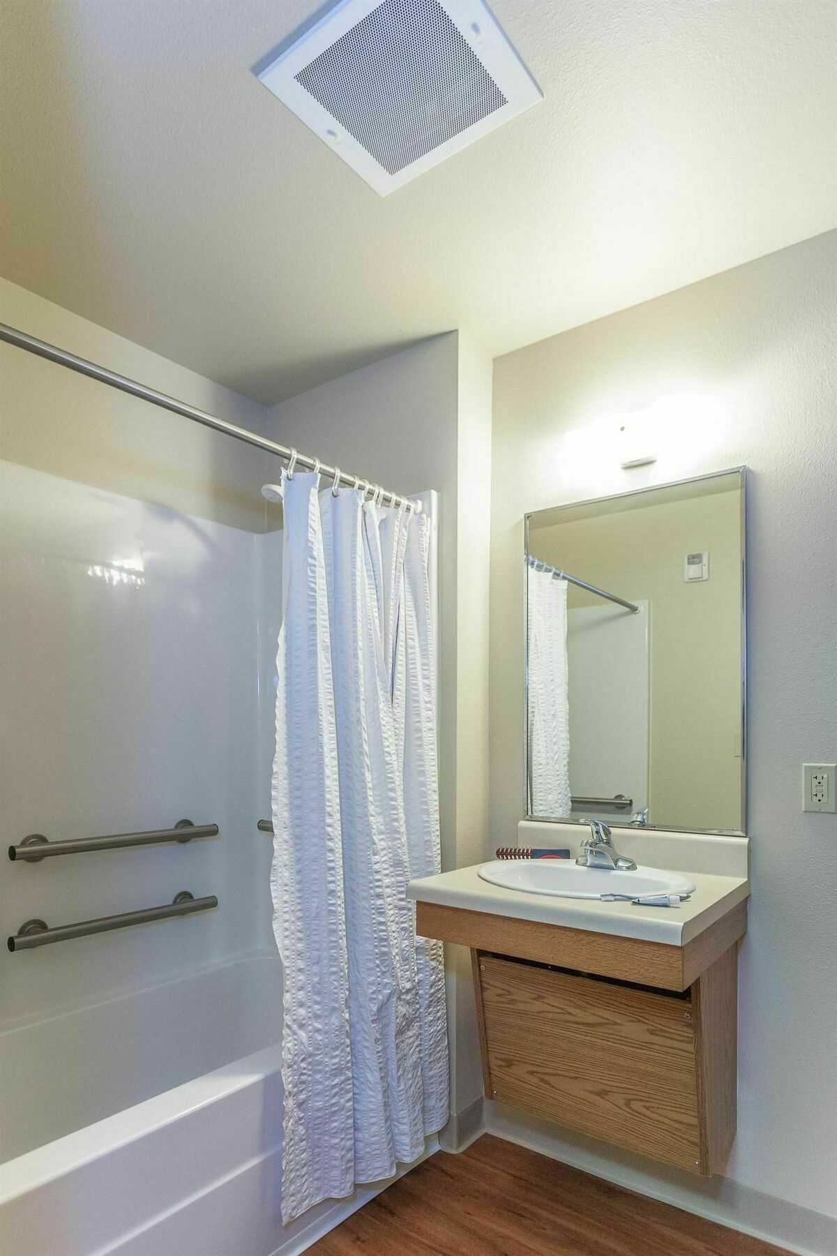 Extended Stay America Select Suites - Wilmington - West Exterior foto